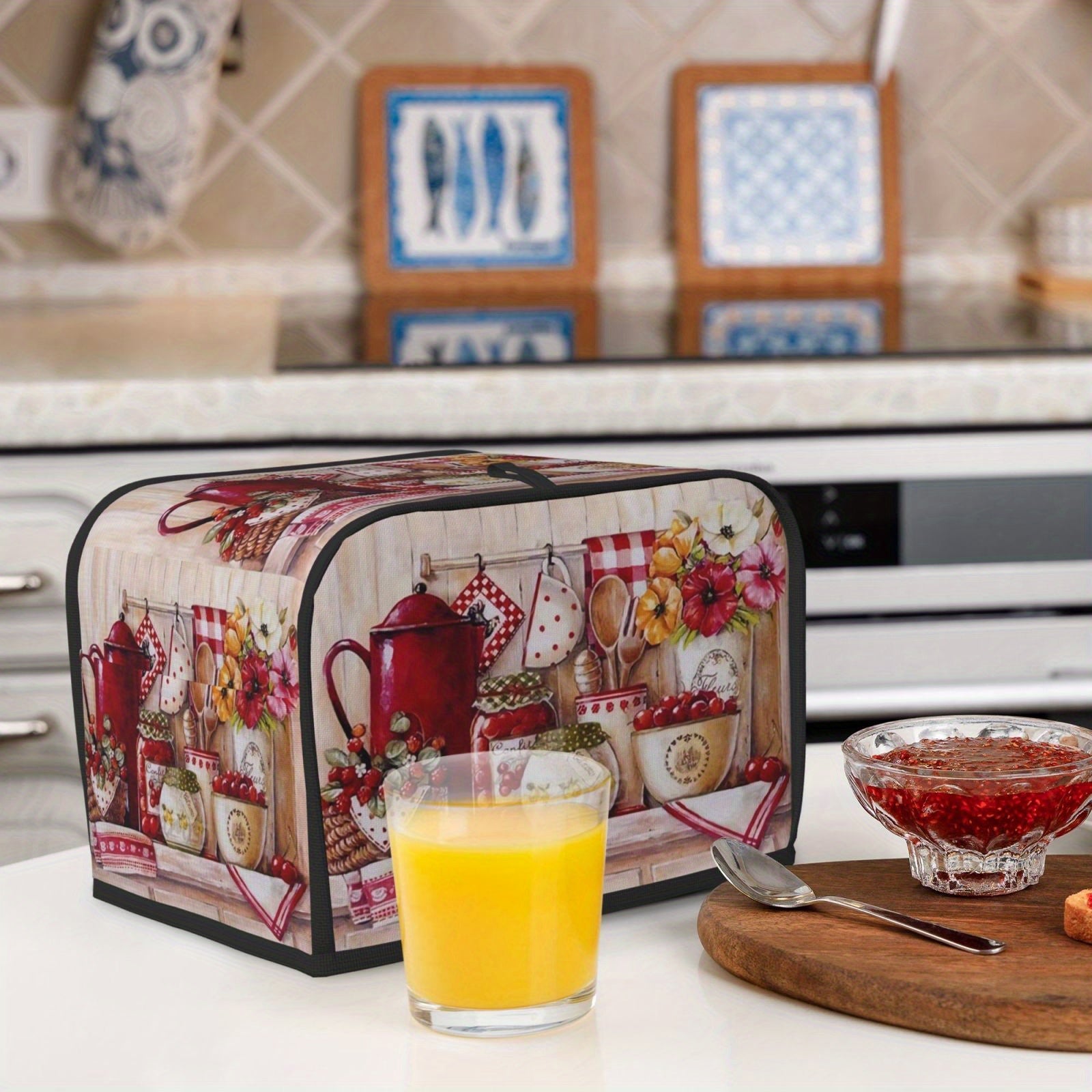 Kichik maishiy texnikalar, masalan, non tayyorlovchi, shashlik pishiruvchi va boshqa oshxona aksessuarlarini chang va zarardan himoya qilish uchun Sweet oshxona himoya qopqog'i.