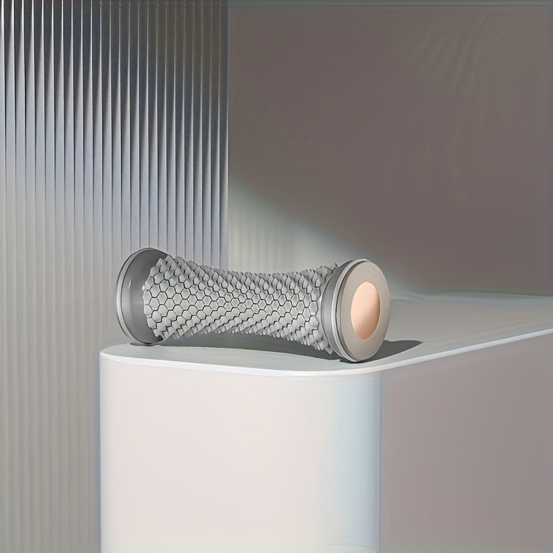 Oyoq massaj roliki, qulaylik va holatni yaxshilash uchun, charchoqni kamaytiruvchi oyoq parvarishi asbobi plastikdan tayyorlangan.