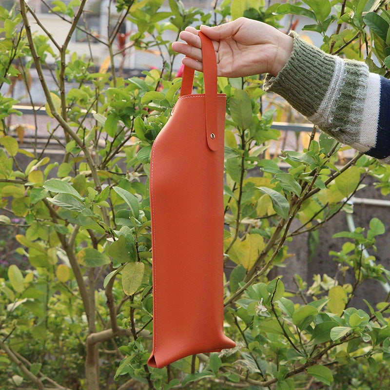 Faux Leather Wine Carrier Bag with Snap Closure Portable Durable Easy to Clean for Travel and Dinner Parties