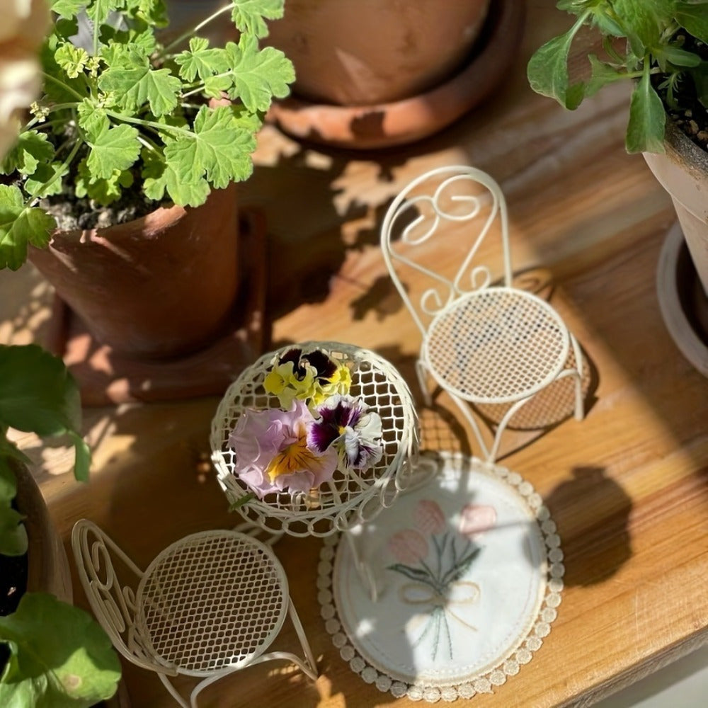 Miniature Metal Garden Decor Set Waterproof Iron Rocking Chairs Table Figurines for Home and Garden