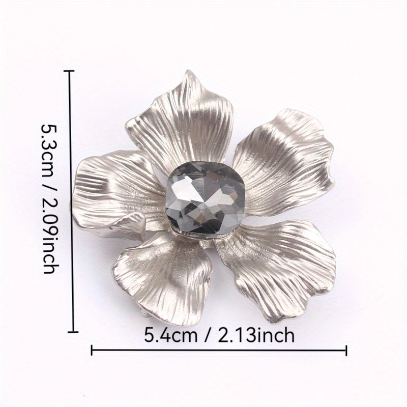 Luxurious Rhinestone Flower Brooch Pin for Clothing Bags and Hats