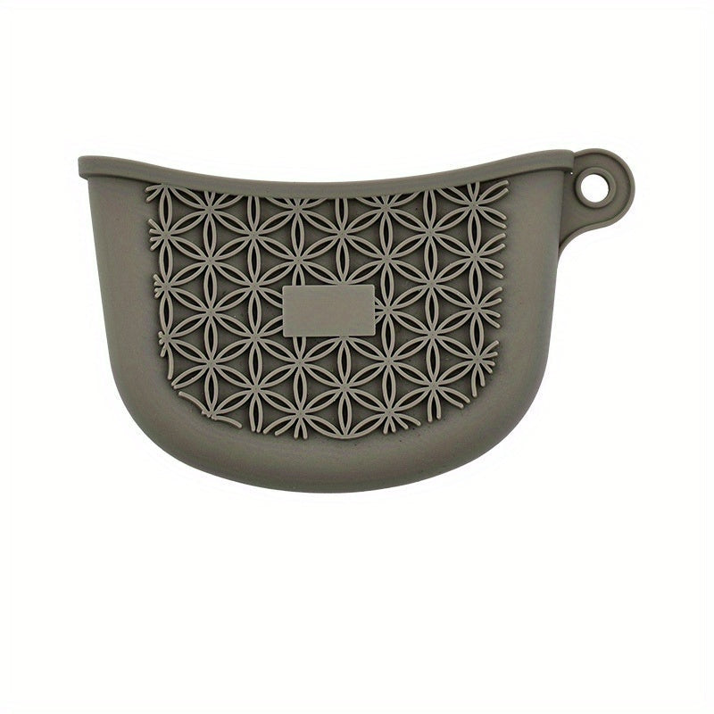 Two-Pack HeatGuard Silicone Pot Handle Covers Anti-Scalding Grip Clips for Cookware