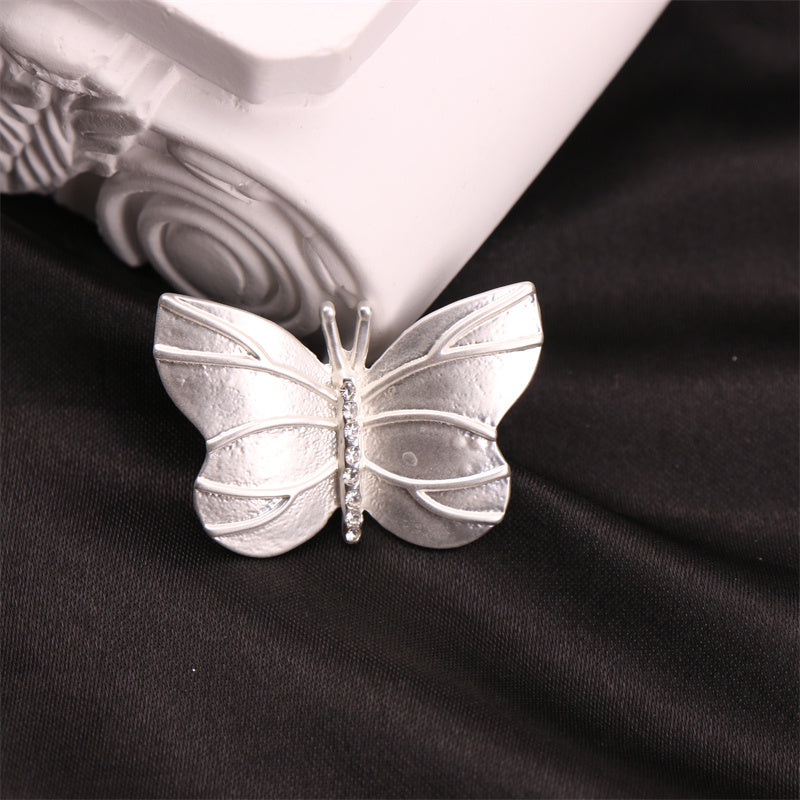 Enamel Butterfly Brooch for Women Flower-Shaped Pin Jewelry Accessory