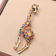 Giraffe Brooch Pin with Rhinestones Animal-Shaped Enamel Jewelry for Cardigans and Scarves
