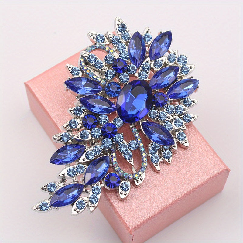 Retro Rhinestone Brooch Pin for Women and Girls Stylish Beach Accessory Autumn Winter Gift