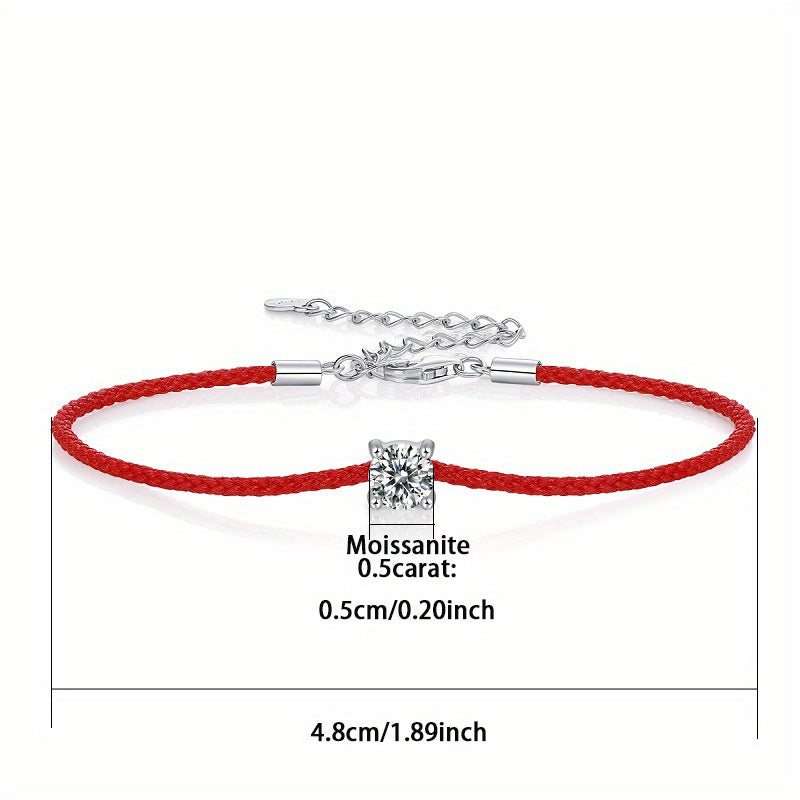 Yangi 0.5 karat Moissanite Guardian Rope bilaguzuk, zamonaviy retro juftlik kumush bilaguzuk, kundalik sovg'alar, Halloween, Rojdestvo va Shukrona kuni uchun mukammal. Sovg'a qutisi bilan birga keladi va taxminan 1.24g og'irlikda.