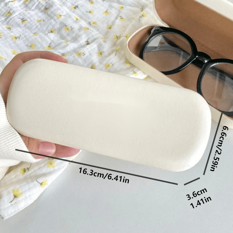 Disneyning Stitch va Angel juftligi tasvirlangan premium krem faux teridan yasalgan ko'zoynaklar uchun ko'zoynak qutisi. Myopiya uchun portativ saqlash qutisi faux teri materialidan.