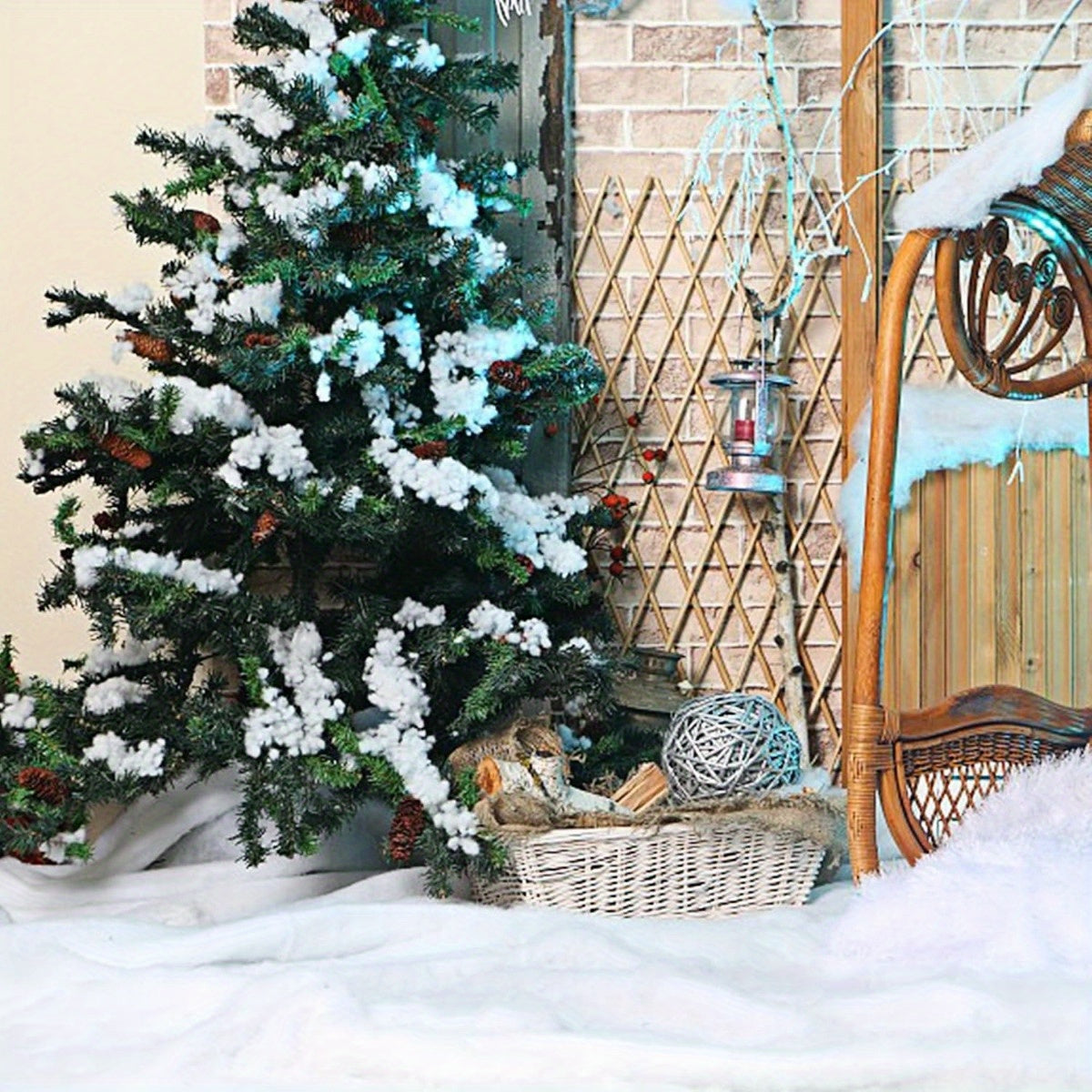 Преобразите свой праздничный декор с помощью этого универсального рулона искусственного снежного одеяла в белом цвете. Используйте его для украшения деревьев, в качестве скатерти или на камине. Не требует электричества, изготовлено из прочного полиэстера.