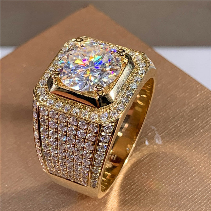 Zamonaviy 1CT Moissanite Yuqori Halqa Etik Diam S925 Kumushda, Nafis 18K Oltin Qoplama, Abadiy Vintage Uslubi, Har kuni yoki To'yda kiyish uchun ideal, Ajoyib Yubiley Sovg'asi bilan Elegant Sovg'a Qutisi kiritilgan.