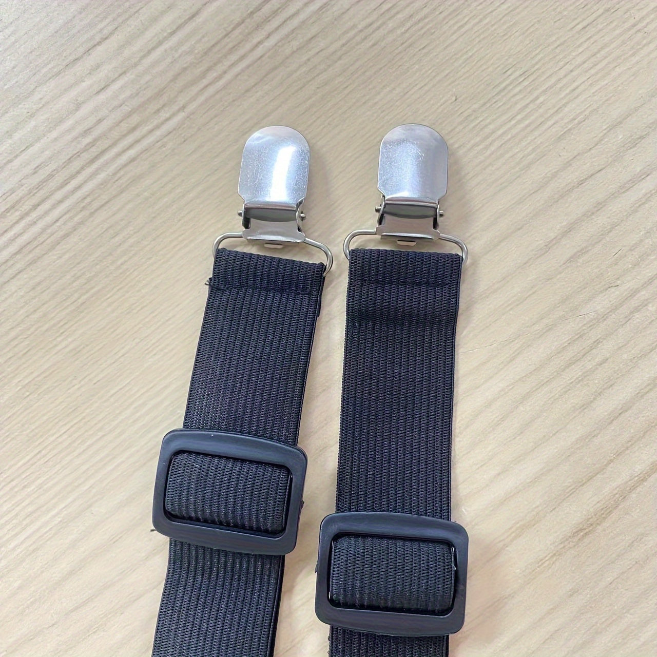 Adjustable Bed Sheet Clips White Anti-Slip Buckles for Sofas and Tablecloths