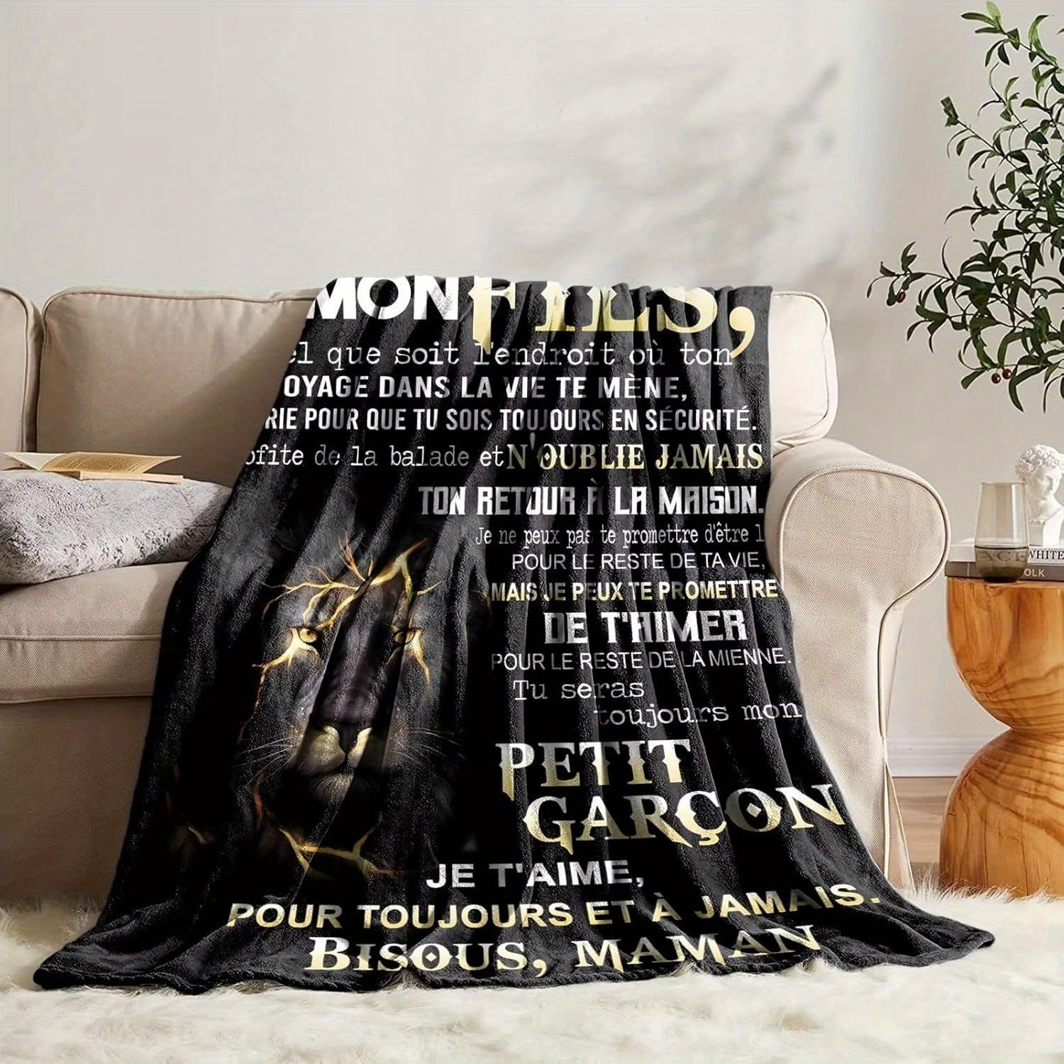 Sevimli o'g'lingiz uchun qulay fransuz uslubidagi yostiq ko'zi - oson parvarish, engil to'qilgan polyester ko'zi, vintage print va yumshoq flanel material - tug'ilgan kunlar, yubileylar va maxsus tadbirlar uchun mukammal.