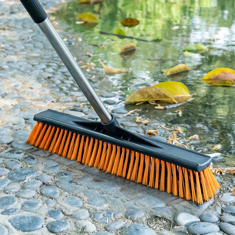 Uzoq tutqichi va qattiq tuklari bilan patio cho'tkasi, hovli, bog', uy, yashash xonasi, devorlar va plitalarni tashqi tozalash uchun