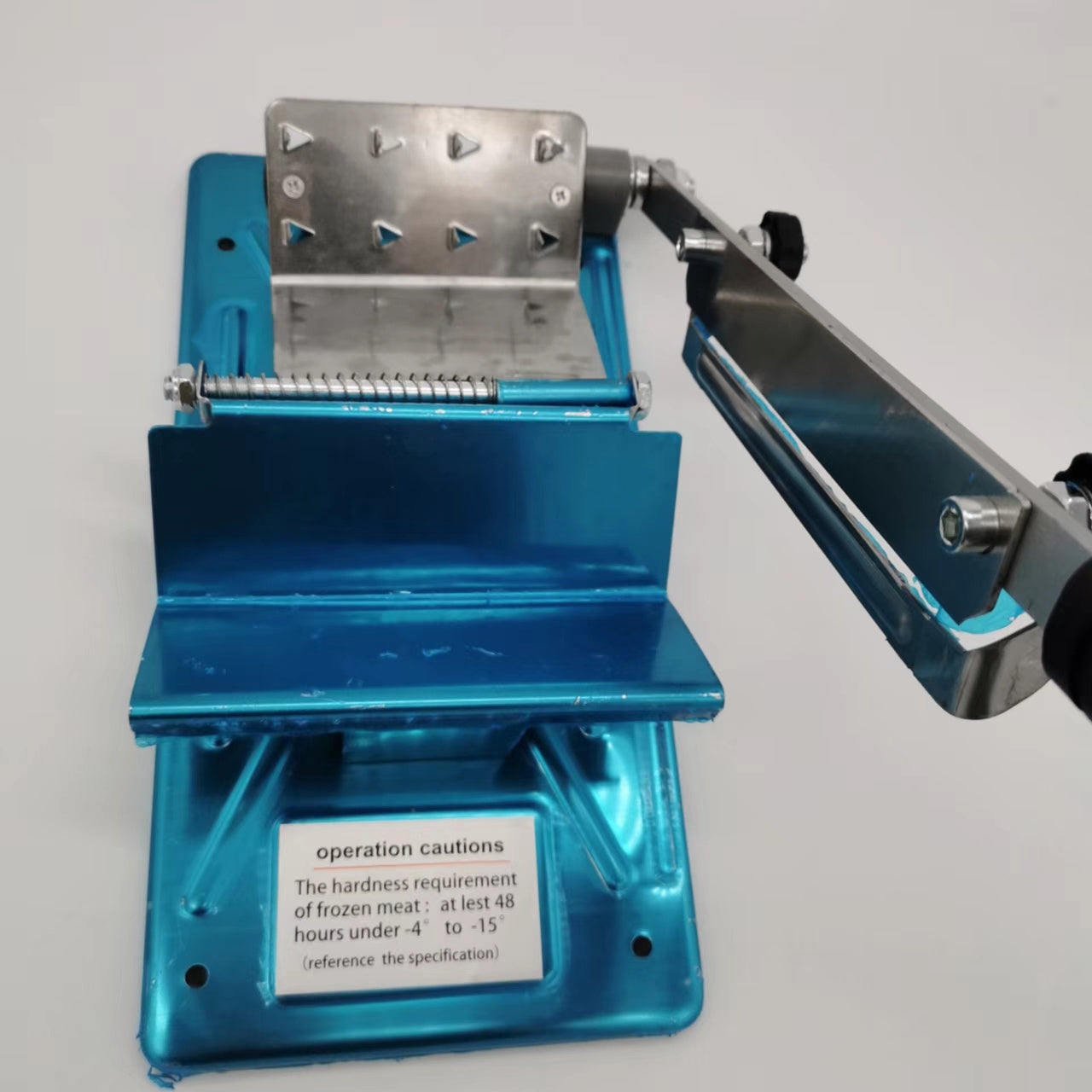 Moslashuvchan zanglamaydigan po'latdan yasalgan oshxona kesgich, go'sht, meva va sabzavotlar uchun