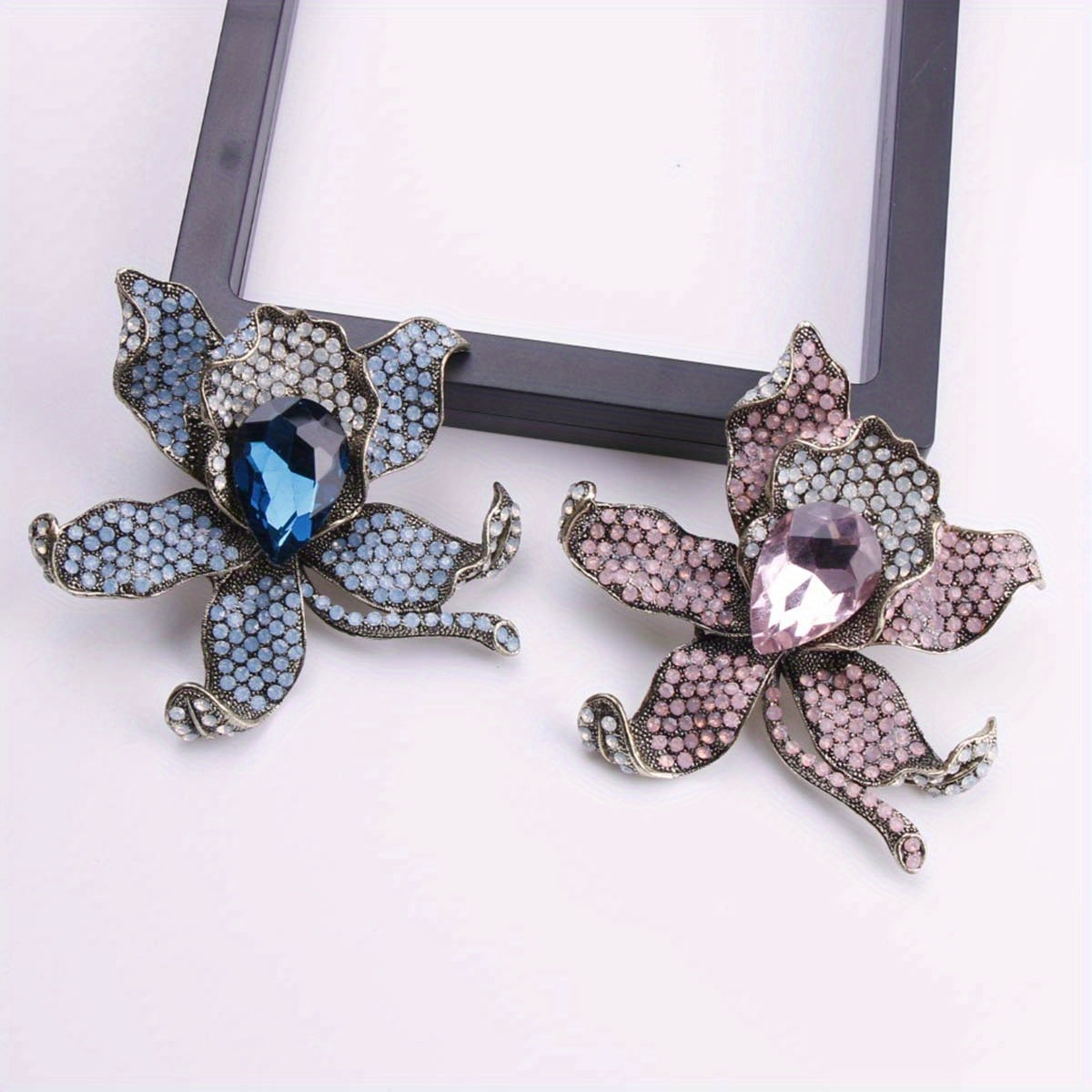 Luxurious Iris Brooch for Women Silver Plant Jewelry Statement Accessory