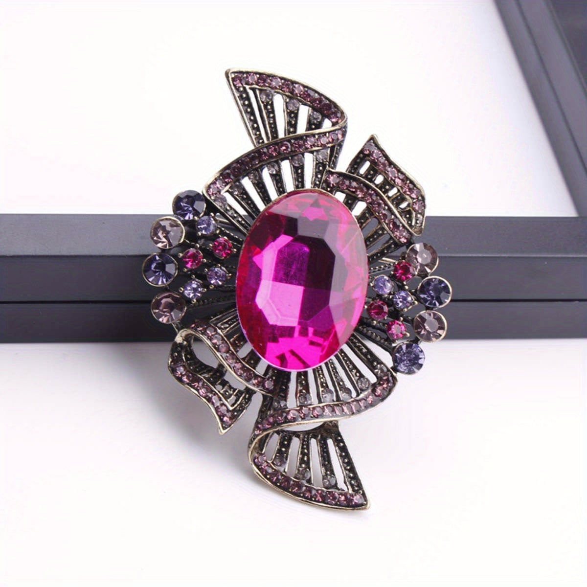 Enamel Punk Style Brooch Rhinestone Badge Pin for Women Party Gift