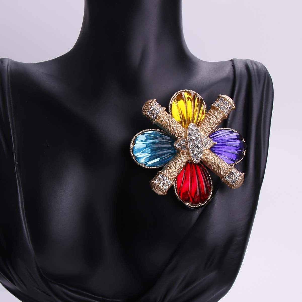 Women’s Punk Style Enamel Brooch Cartoon Irregular Shape Jewelry for Party Wear