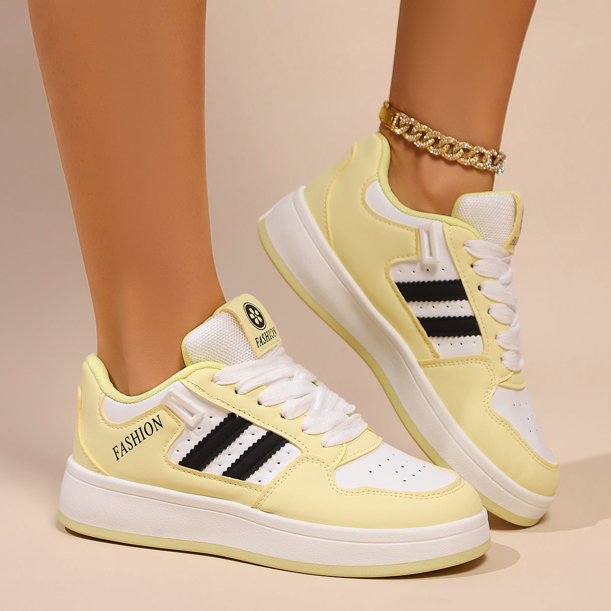 Women's Casual Low Top Sneakers Lightweight Solid Color with Fabric Insole