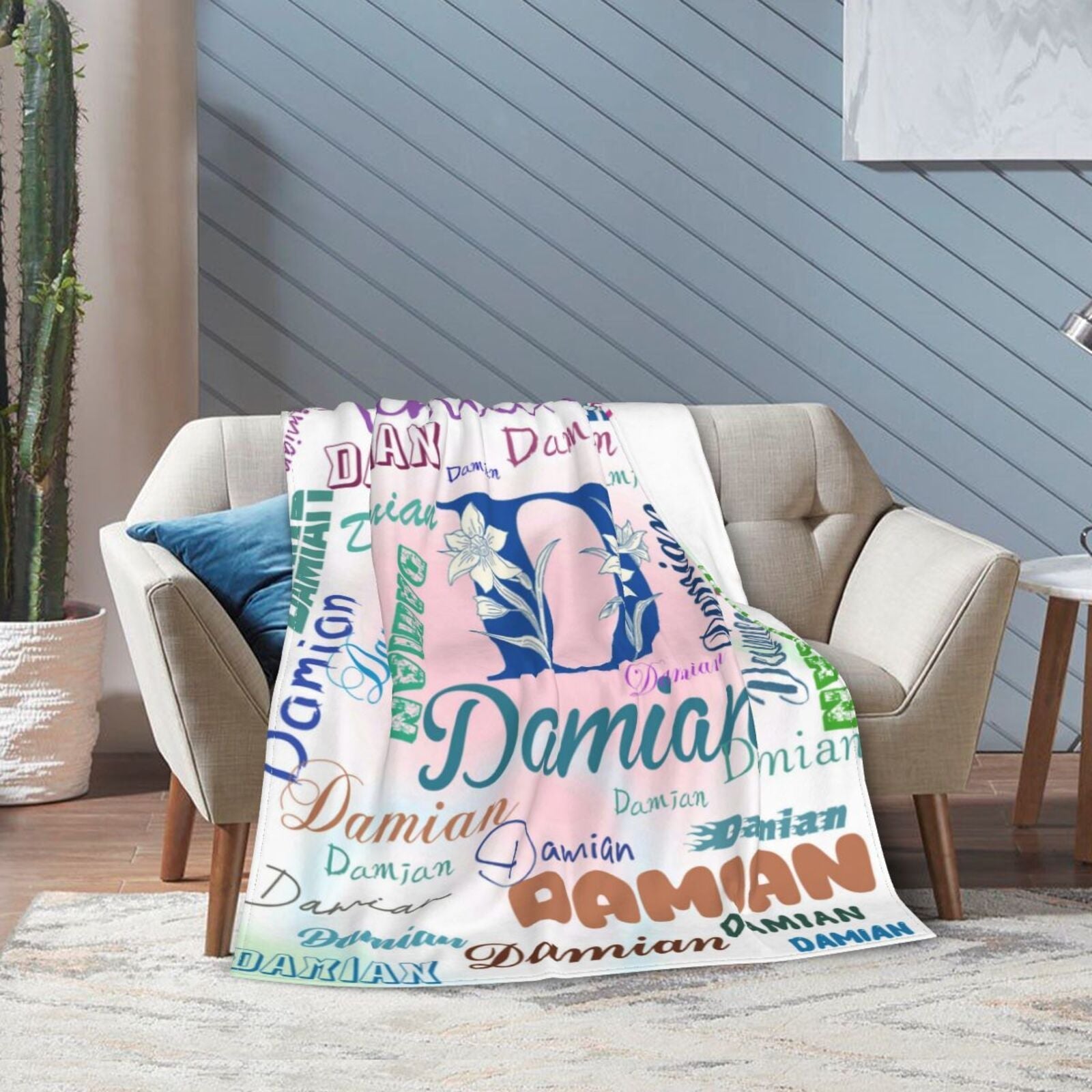 Personalized D Letter Flannel Fleece Throw Blanket Cozy Knitted Polyester Rectangular Gift for Women Men