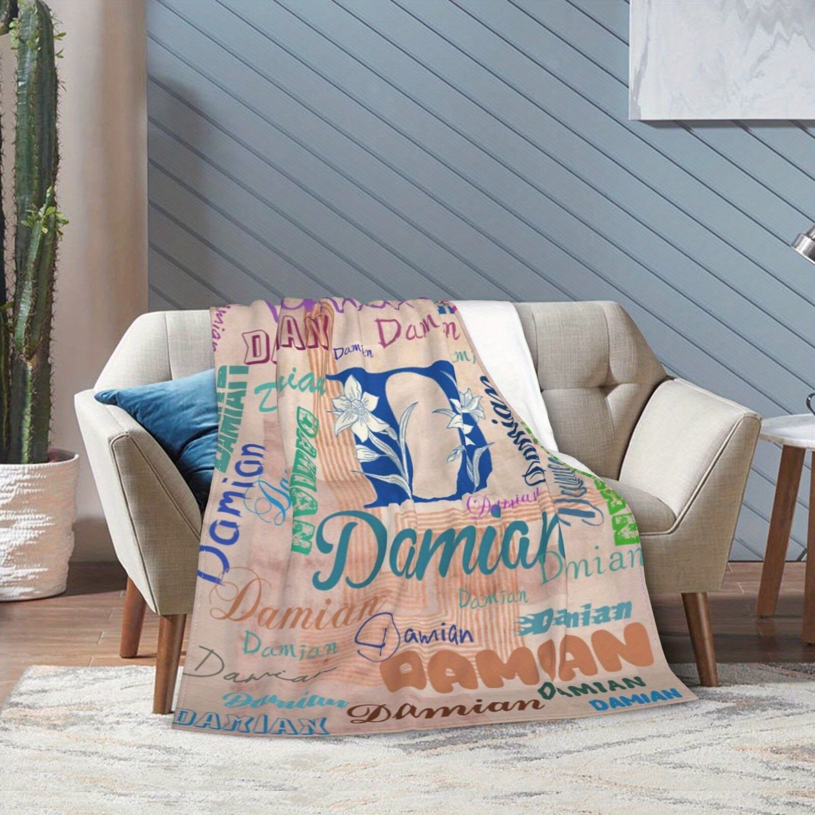 Personalized D Letter Flannel Fleece Throw Blanket Cozy Knitted Polyester Rectangular Gift for Women Men