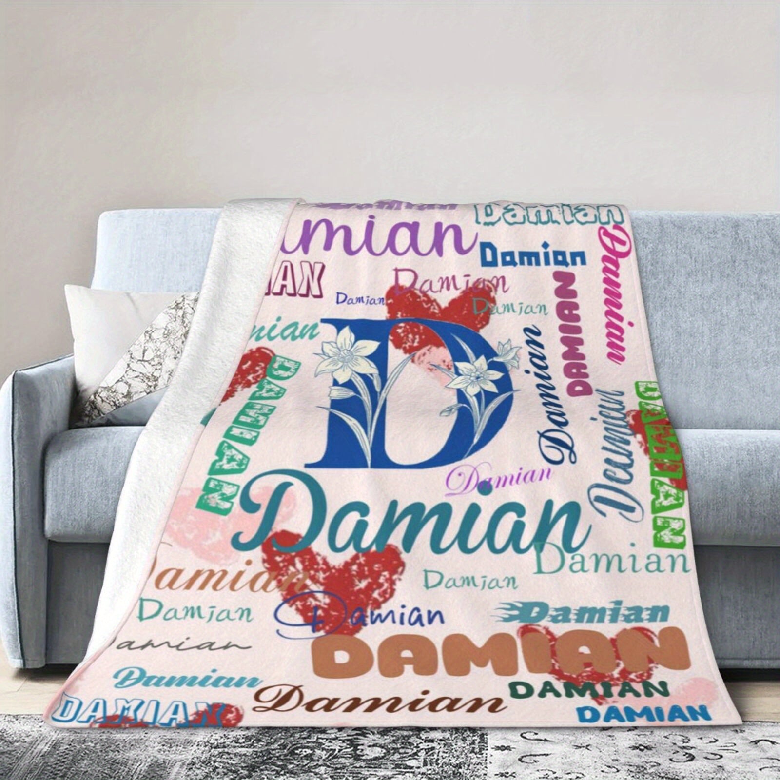 Personalized D Letter Flannel Fleece Throw Blanket Cozy Knitted Polyester Rectangular Gift for Women Men