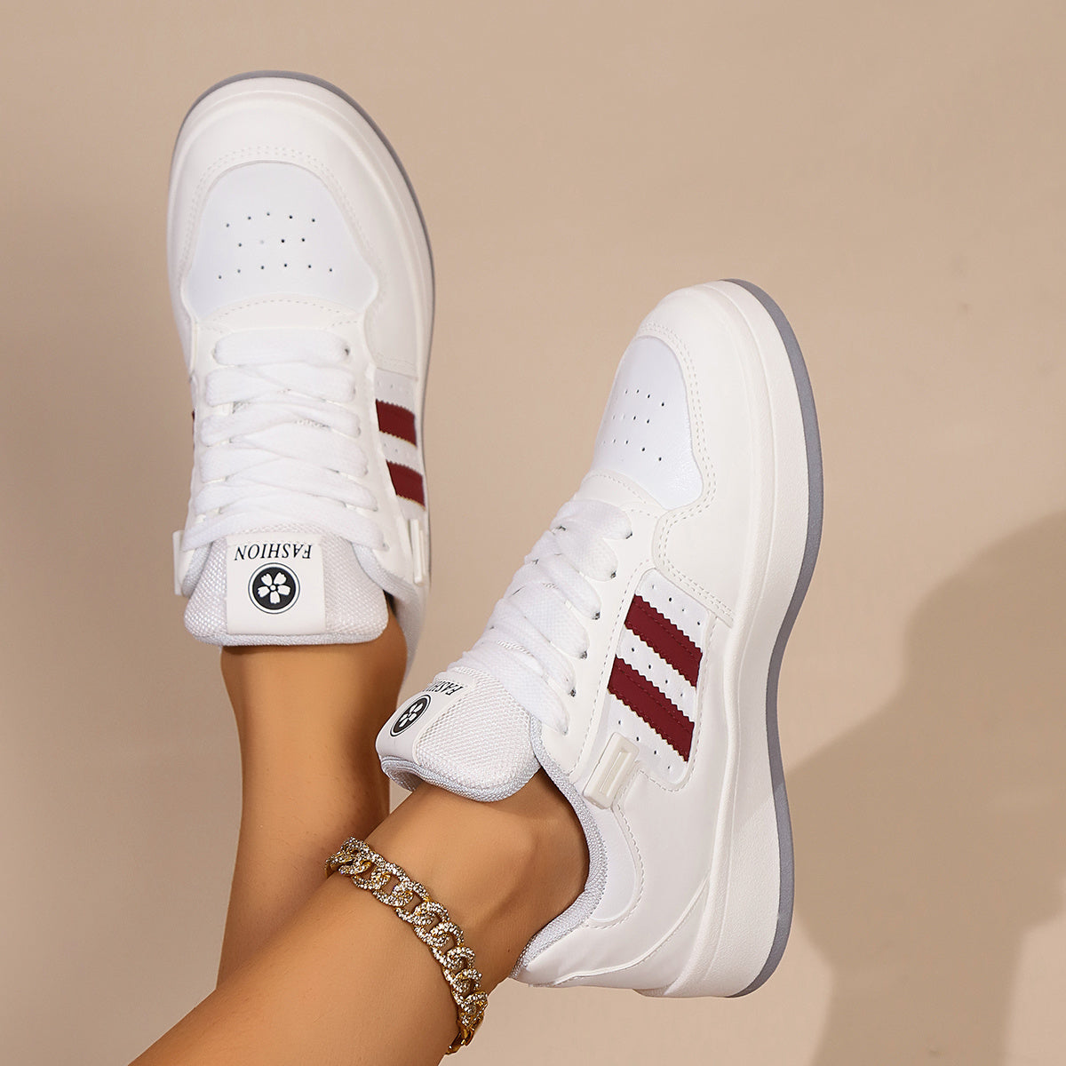 Women's Casual Low Top Sneakers Lightweight Solid Color with Fabric Insole