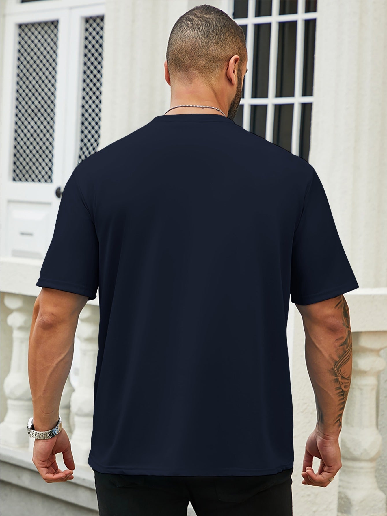 Мужская футболка большого размера из полиэстера с черным геометрическим принтом для повседневных спортивных летних прогулок