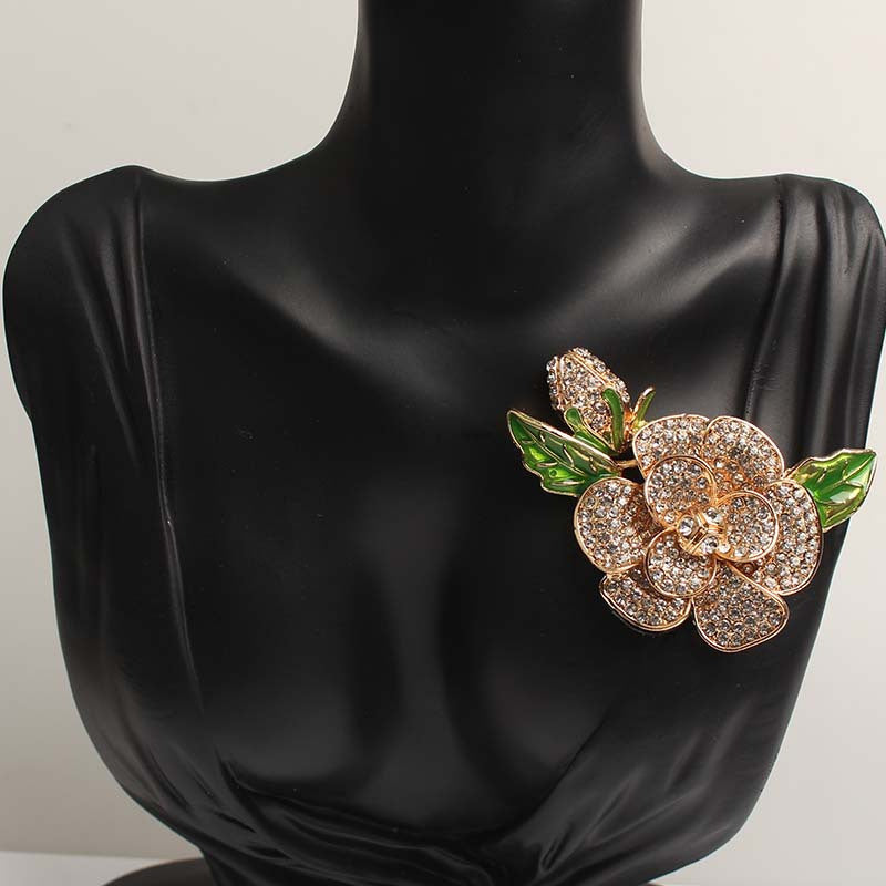 Vintage Rhinestone Flower Lapel Pin with Green Dripping Oil Leaf Enamel Brooch for Women