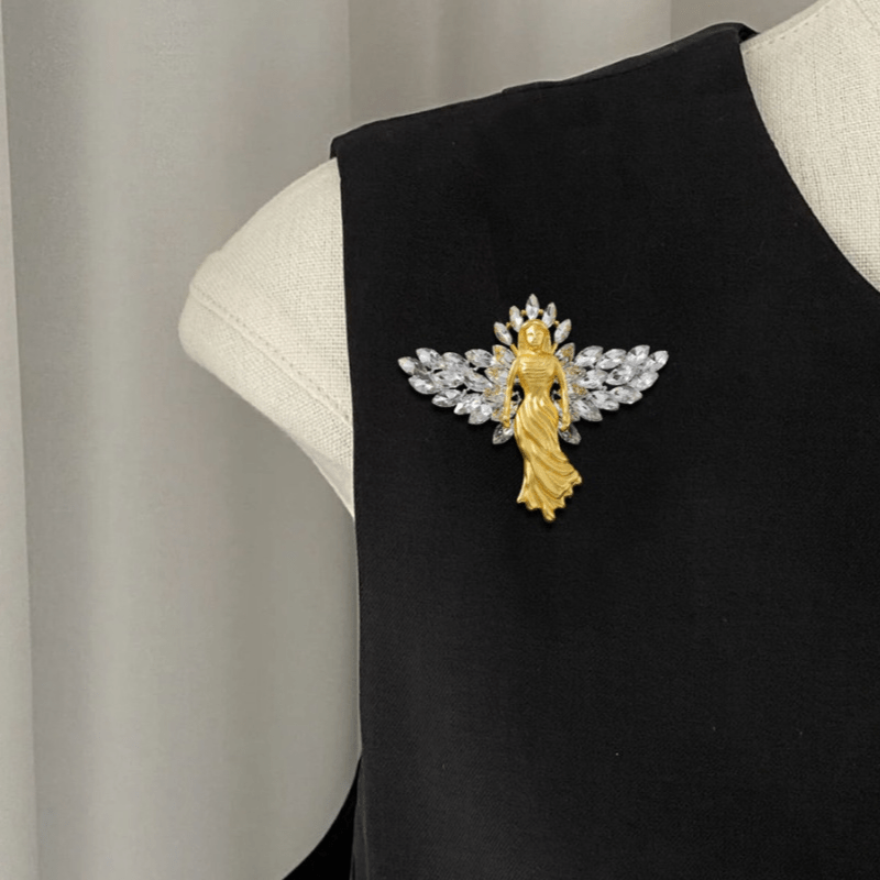 Women's Fashion Brooch Pin Matte Gold Wing Rhinestones Jewelry