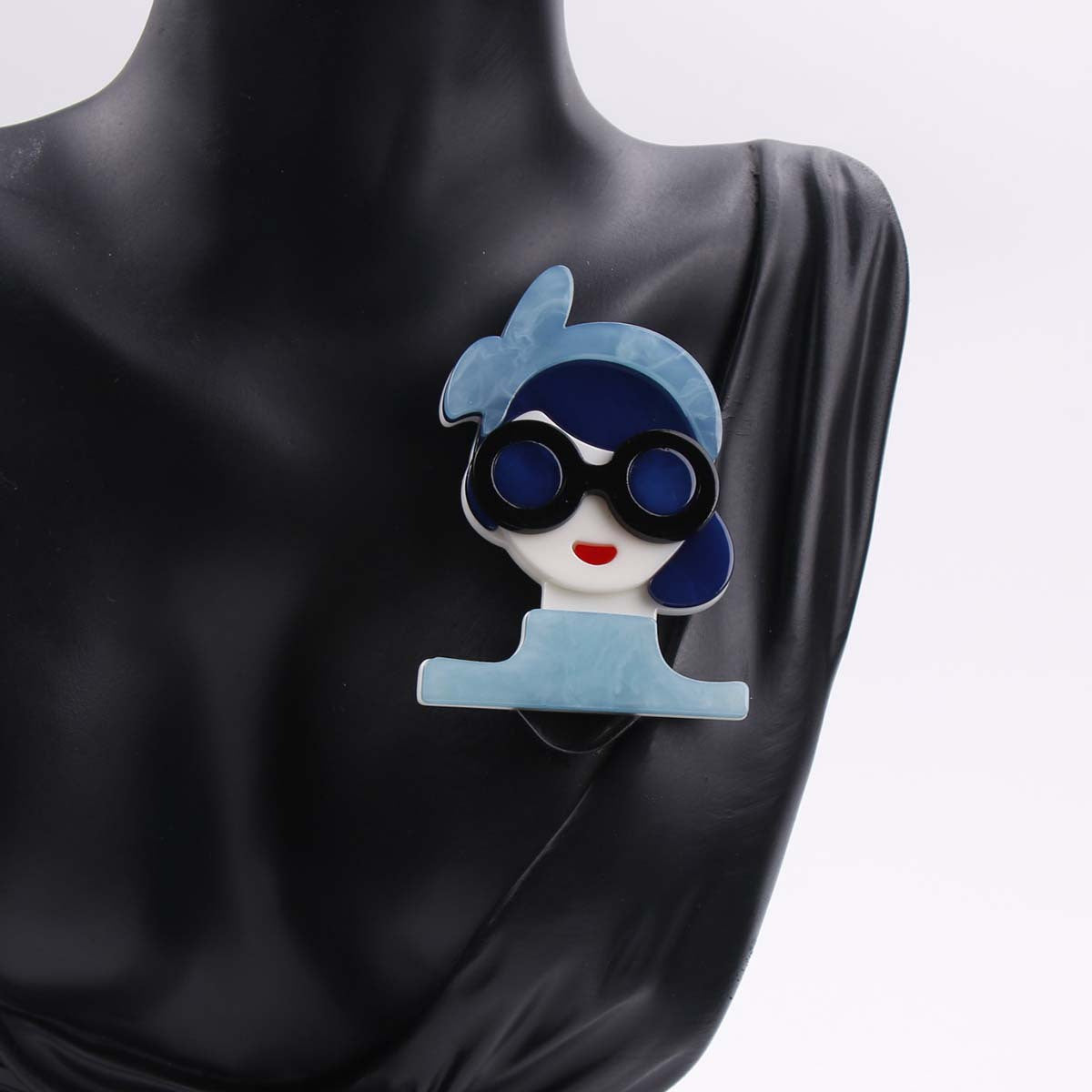 Girl Brooch Cartoon-Inspired Acrylic Rhinestone Enamel Winter Fashion Accessory Punk Style