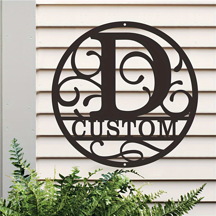 Shaxsiylashtirilgan Ismli Maxsus Metall Devor San'ati - Qishloq Uyi Dekoratsiyasi uchun Yashash Xonasi yoki Ofisda Dumaloq Monogram Belgisi. O'ziga Xos Metall Plaketingizni Yarating.