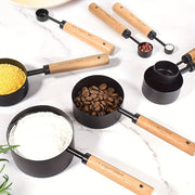 Yuqori sifatli zanglamas po'latdan yasalgan o'lchov stakanlari va qoshiq to'plami - Quruq va suyuq ingredientlarni aniq o'lchash uchun ishonchli oshxona asboblari - Pishirish va pishirish vazifalari uchun zaruriy ashyolar