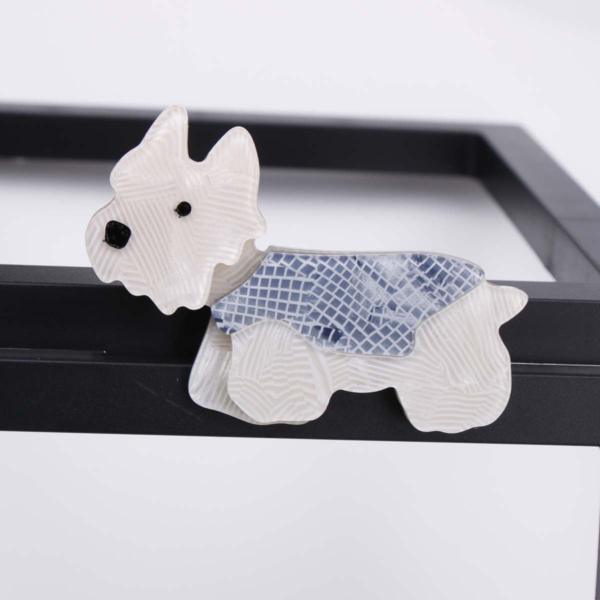 Dog-Shaped Acrylic Brooch Pin for Clothing Bags and Hats, Stylish Pet Gift