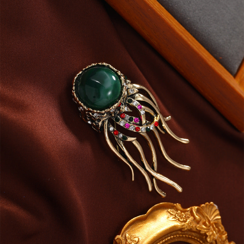 Jellyfish Brooch with Rhinestones Ocean-Inspired Jewelry for Women