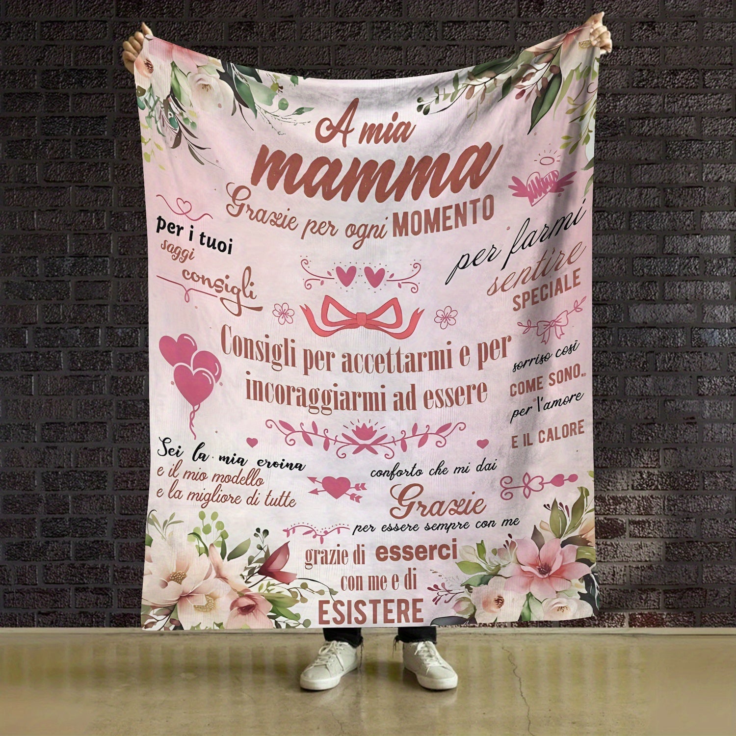 Stylish Flannel Throw Blanket with Unique Text Design for Mom Gift