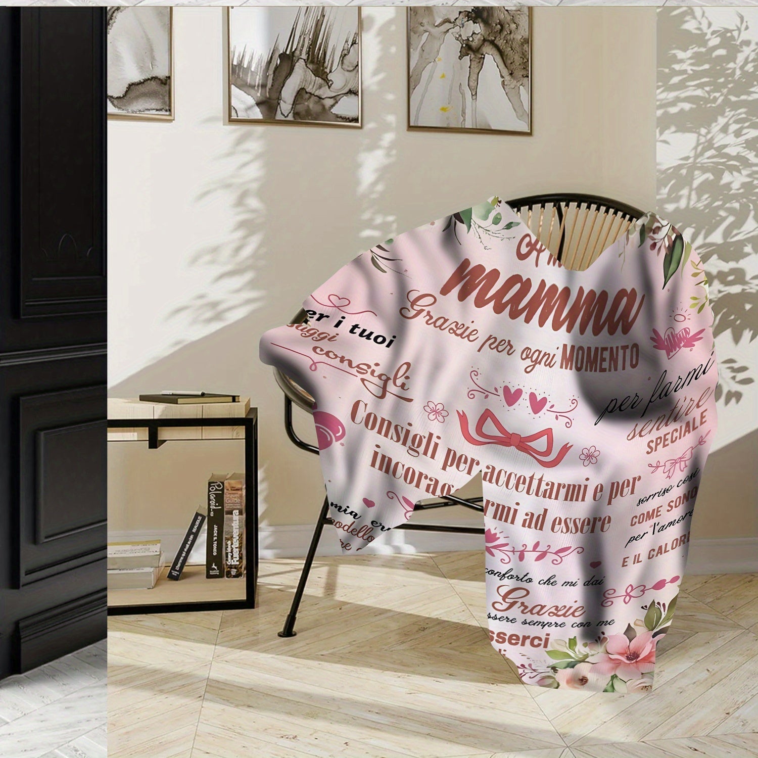 Stylish Flannel Throw Blanket with Unique Text Design for Mom Gift