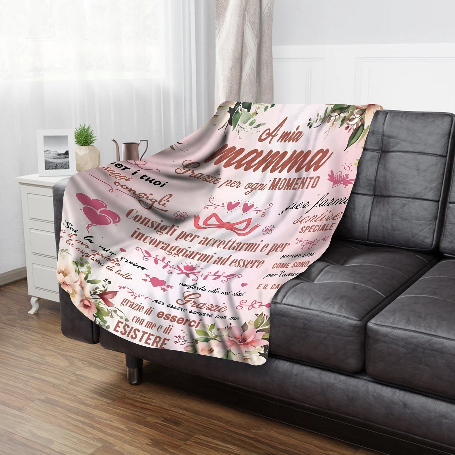 Stylish Flannel Throw Blanket with Unique Text Design for Mom Gift