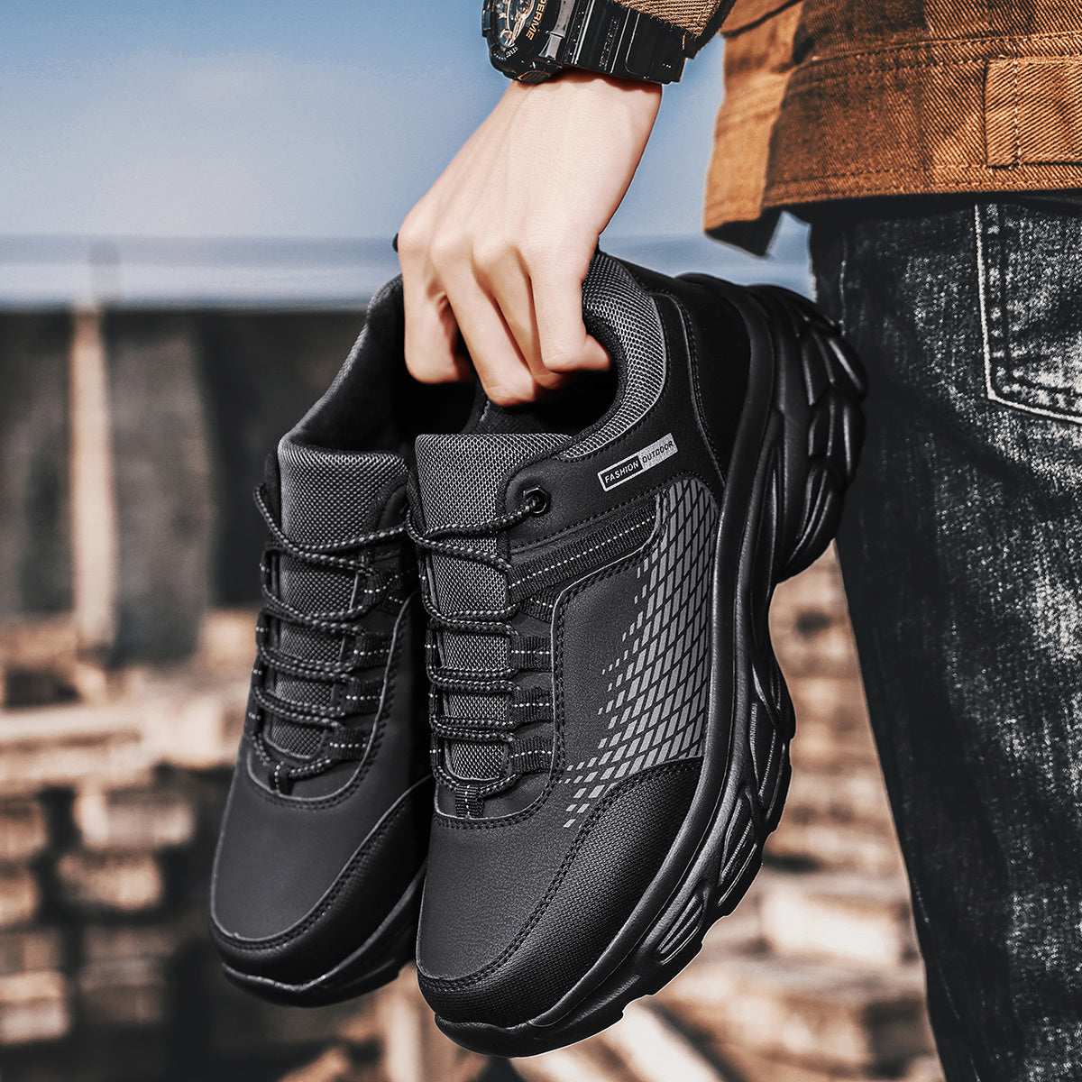 Men's Casual Shoes for Running Hiking Breathable Mesh PU Upper Low Top