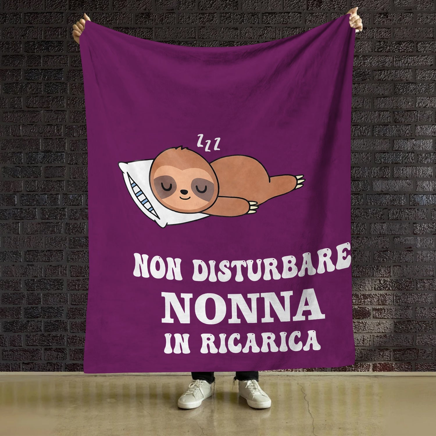 All-Season Flannel Throw Blanket with Italian Quote and Cartoon Sloth Design Lightweight Polyester Lodge Style