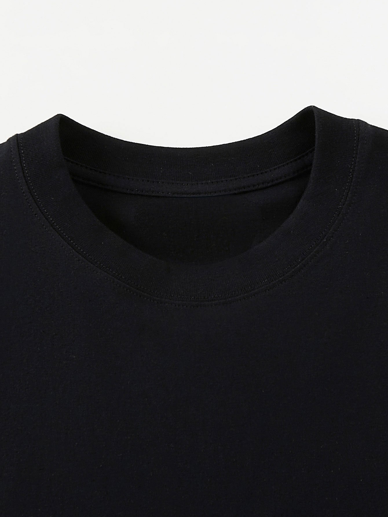 Yoshlar uchun uniseks barg naqshli paxta T-ko'ylagi, yumshoq bo'shliq, biroz cho'ziluvchan va odatdagi kesim.