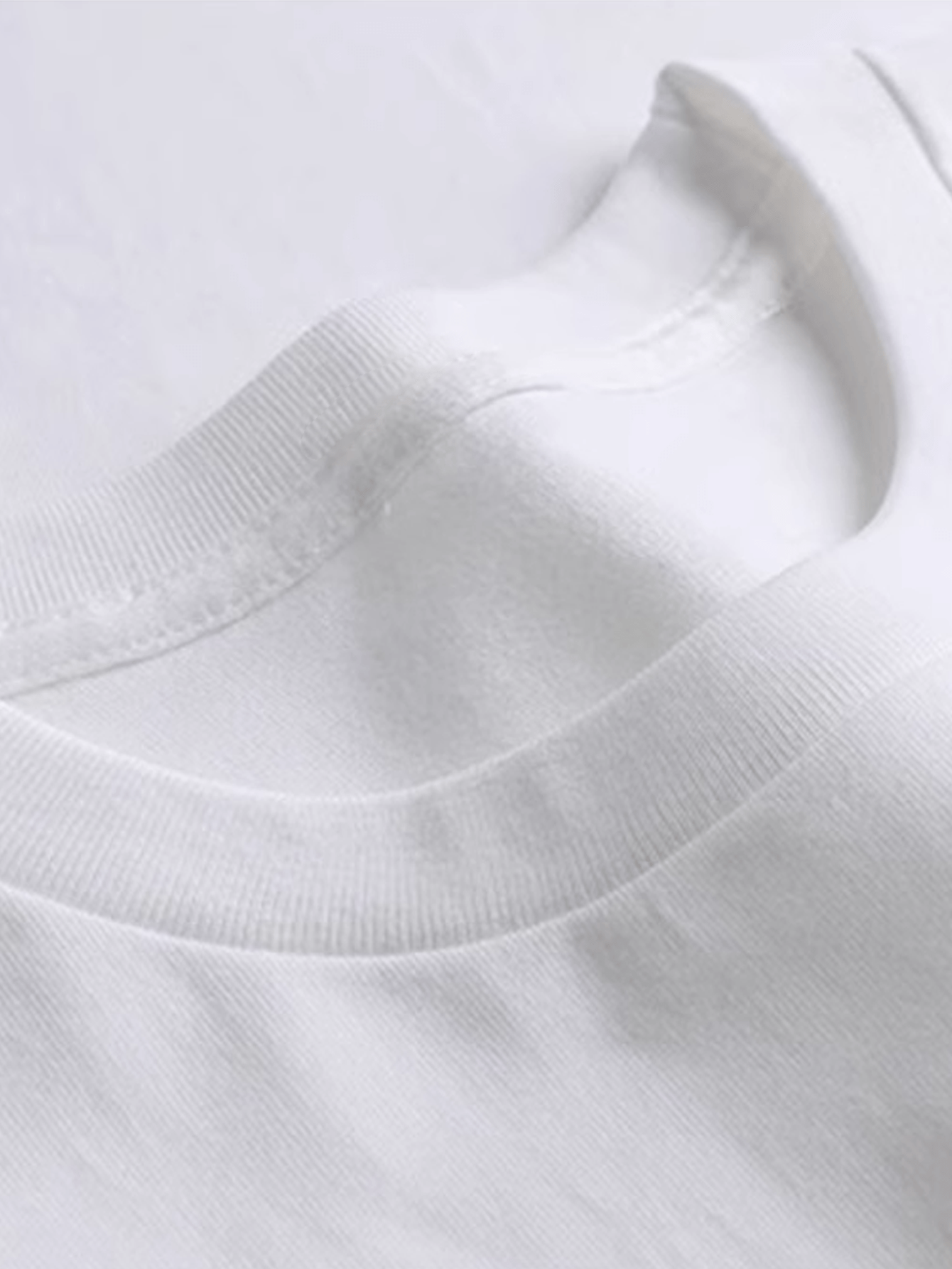 "Kapibara printli paxta T-shirt - o'smirlar uchun oddiy kesimli, yumshoq bo'yinli, 100% paxta to'qimadan tayyorlangan, biroz cho'ziluvchan. Yozgi tasodifiy hip-hop uslubidagi juftlar uchun yuqori kiyim."