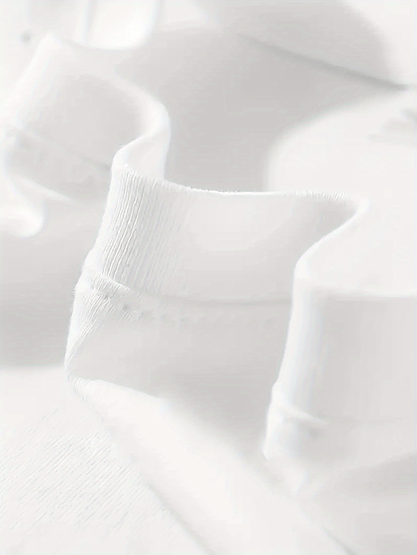 "Kapibara printli paxta T-shirt - o'smirlar uchun oddiy kesimli, yumshoq bo'yinli, 100% paxta to'qimadan tayyorlangan, biroz cho'ziluvchan. Yozgi tasodifiy hip-hop uslubidagi juftlar uchun yuqori kiyim."