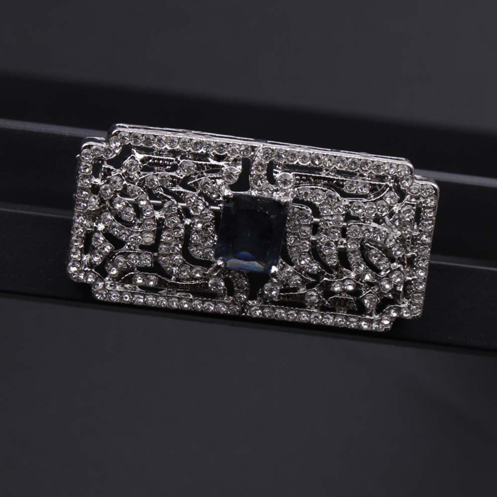 Vintage emal brosh, porloq zirkoni inlay bilan, kiyim uchun qiziqarli multfilm dizayni pin, Muqaddas Patrik kuni uchun mukammal