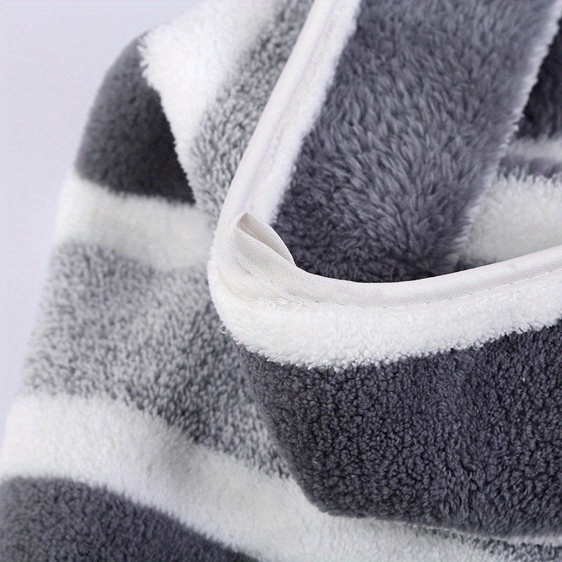 Modern Stripe Pattern Towel Set Includes Bath and Hand Towels Quick Dry Absorbent Household Use