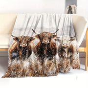 Highland Cows Print Flannel Throw Blanket Soft Polyester Knit Cozy All-Season Sofa Bed Cover Watercolor Animal Design Lightweight Warmth