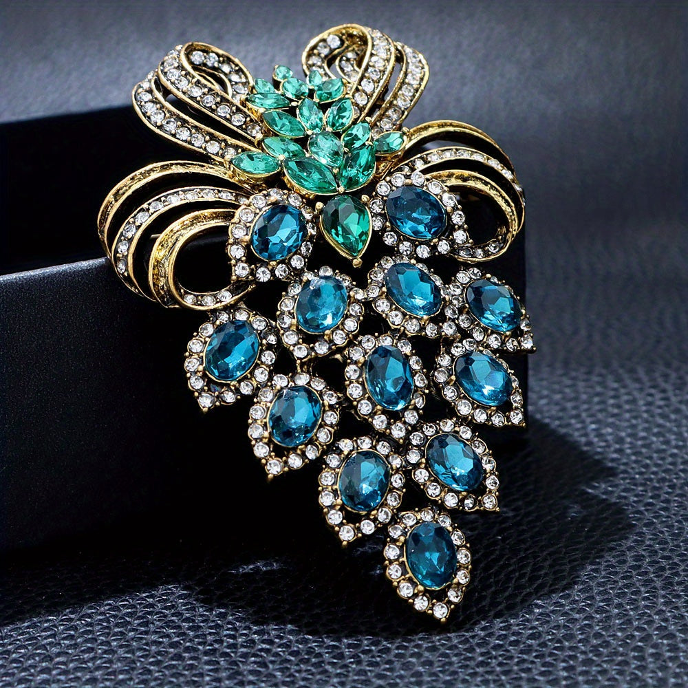 Retro Grape Brooch Oversized Rhinestone Corsage Pin for Women's Winter Style