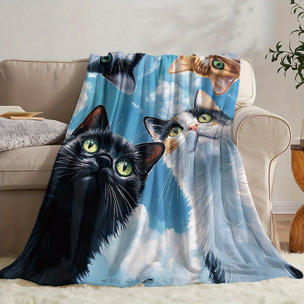 Cartoon Cat Print Flannel Throw Blanket Non-Allergenic Versatile Polyester Warm Nap Cover for Home and Gifting