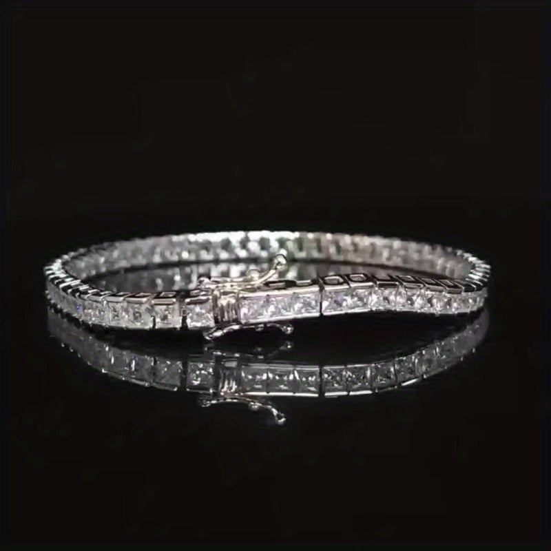 Серебряный браслет-теннис с моиссанитом в квадратной форме для женщин