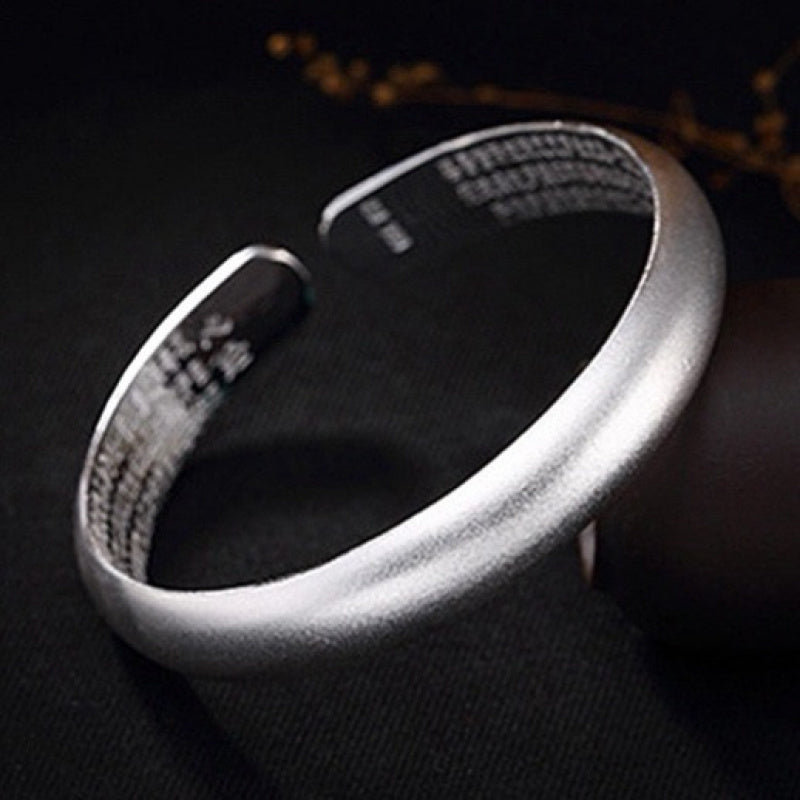 Chiroyli S999 Sterling Silver Qulf Bilaguzuk, Nafis va Zamonaviy Aksessuar, Sevimli Odamlar, Onalar va Qizlar uchun Tug'ilgan Kunlar yoki Rojdestvo kabi Maxsus Tadbirlar uchun Ideal Hediye