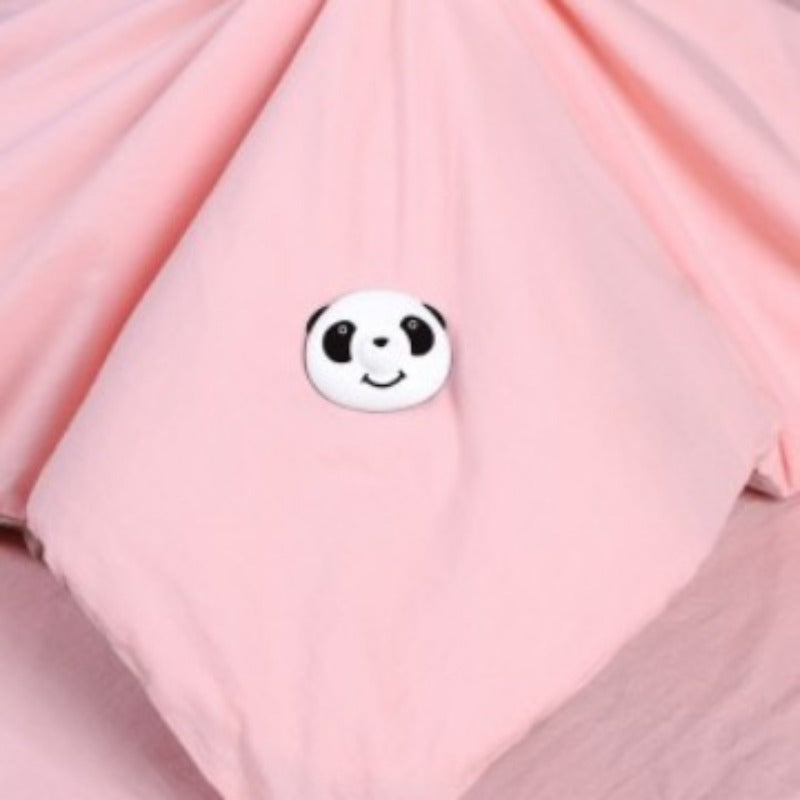 - Panda dizaynidagi magnit to'qimachilik qismlari, 8 ta to'plam
- Yotoq to'shaklarini sirpanmas fastenerlar bilan xavfsiz tuting
- Qo'lda yuvish orqali oson tozalash
- Rang: Oq