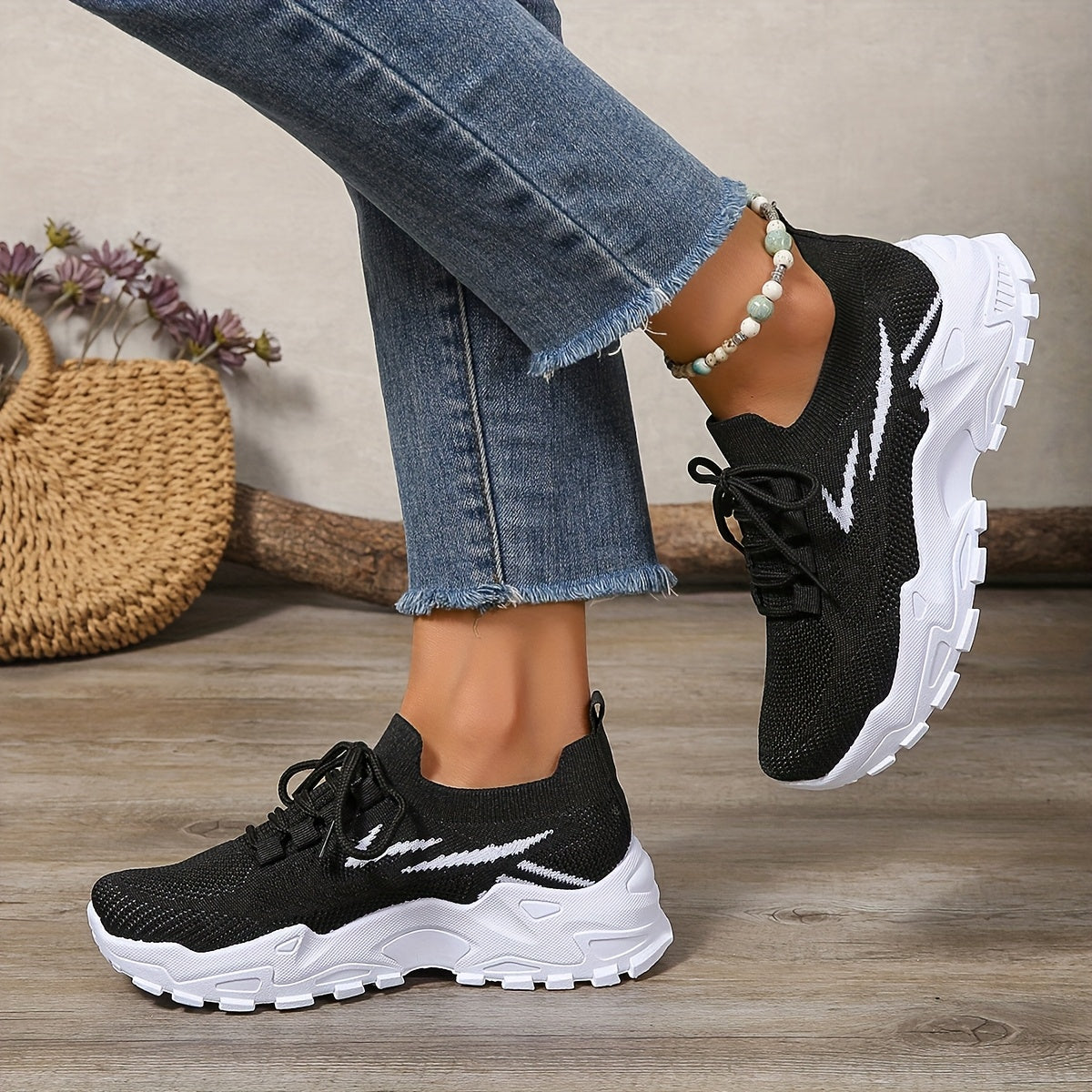 Women's Plus Size Breathable Mesh Sneakers Casual Slip-On Walking Shoes